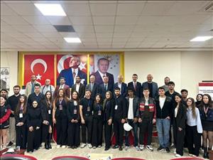 İNŞAAT MÜHENDİSLİĞİ BÖLÜMÜ BARET GİYME TÖRENİ VE TÜRKİYE'DE MÜHENDİSLİK HAKKINDA BİLGİ KONFERANSI
